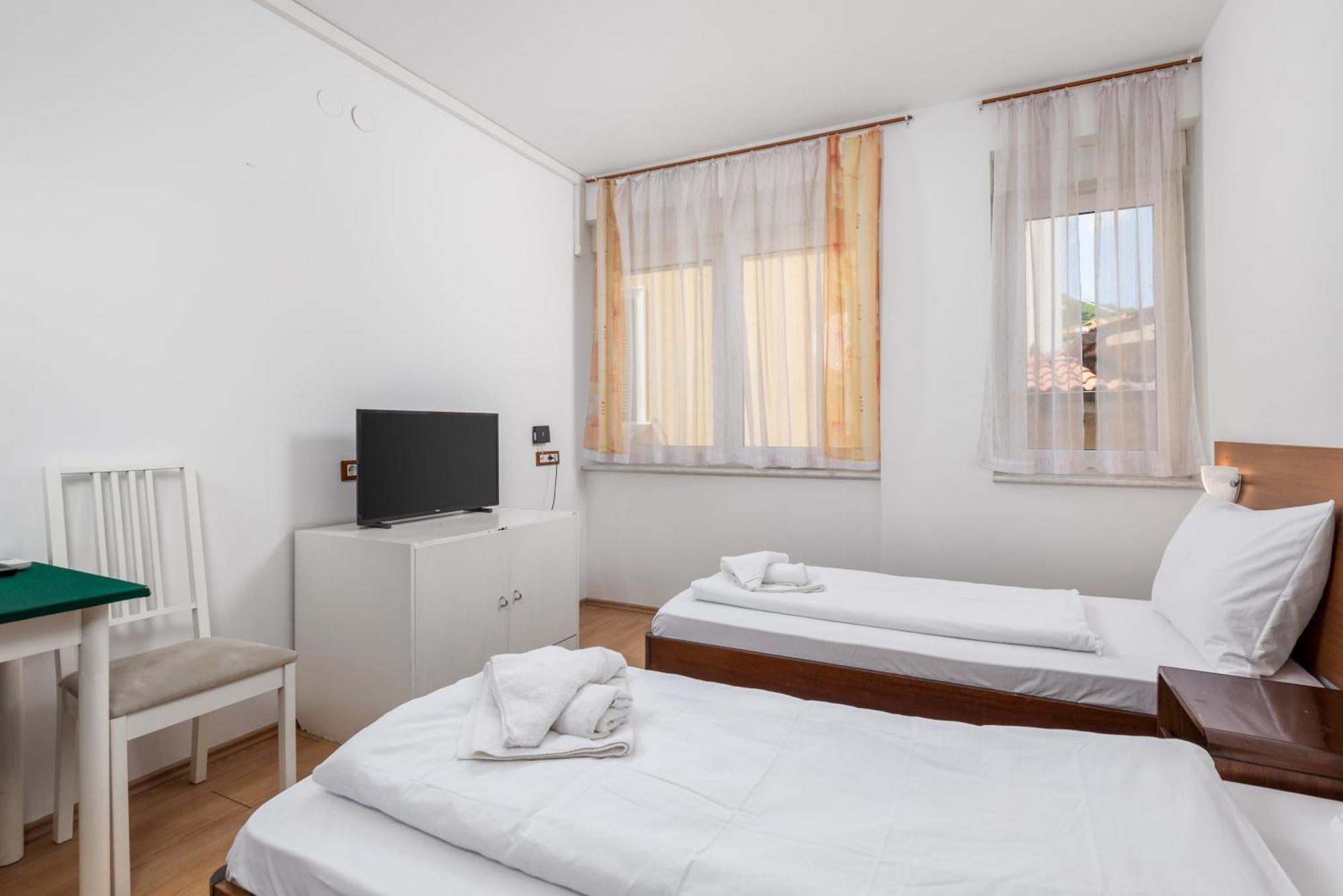 Apartments Liburnija Opatija Bagian luar foto